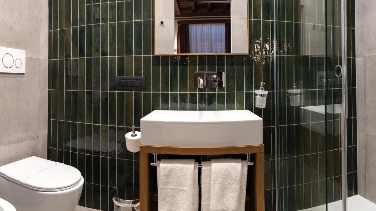 Castel Sant'Angelo Luxury Rooms & Tour Rome Exterior photo