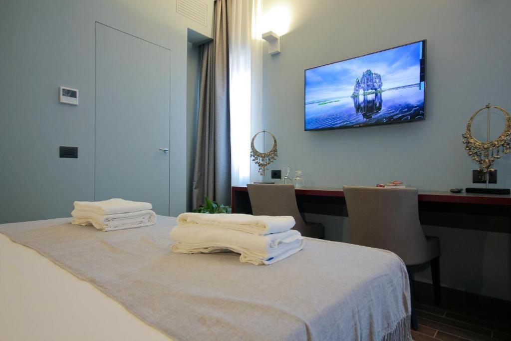 Castel Sant'Angelo Luxury Rooms & Tour Rome Exterior photo